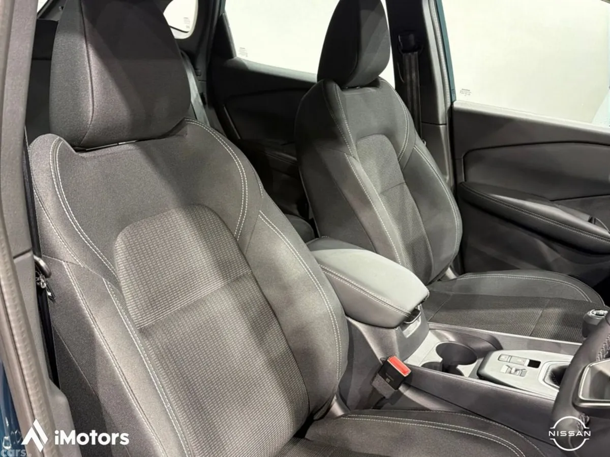 Nissan Qashqai SUV, Petrol Hybrid, 2027, Green