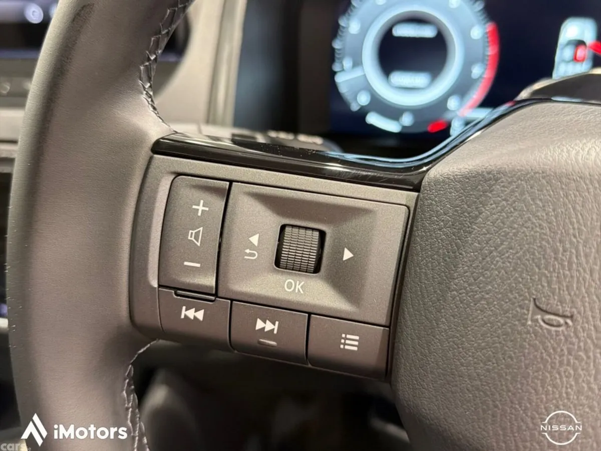 Nissan Qashqai SUV, Petrol Hybrid, 2027, Green