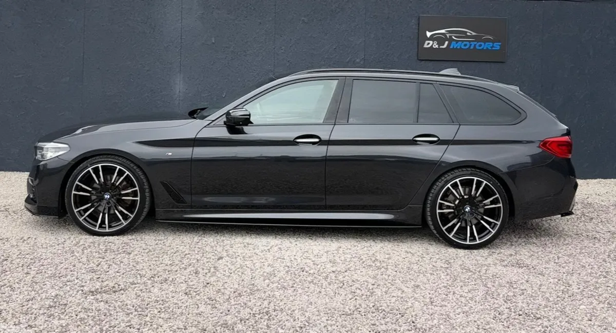 BMW 5-Series Estate, Diesel, 2018, Grey