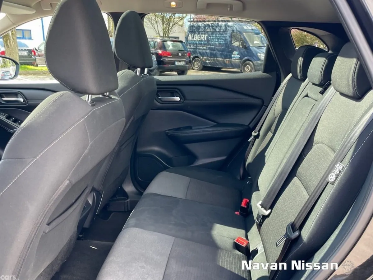 Nissan Qashqai MPV, Petrol Hybrid, 2023, Black