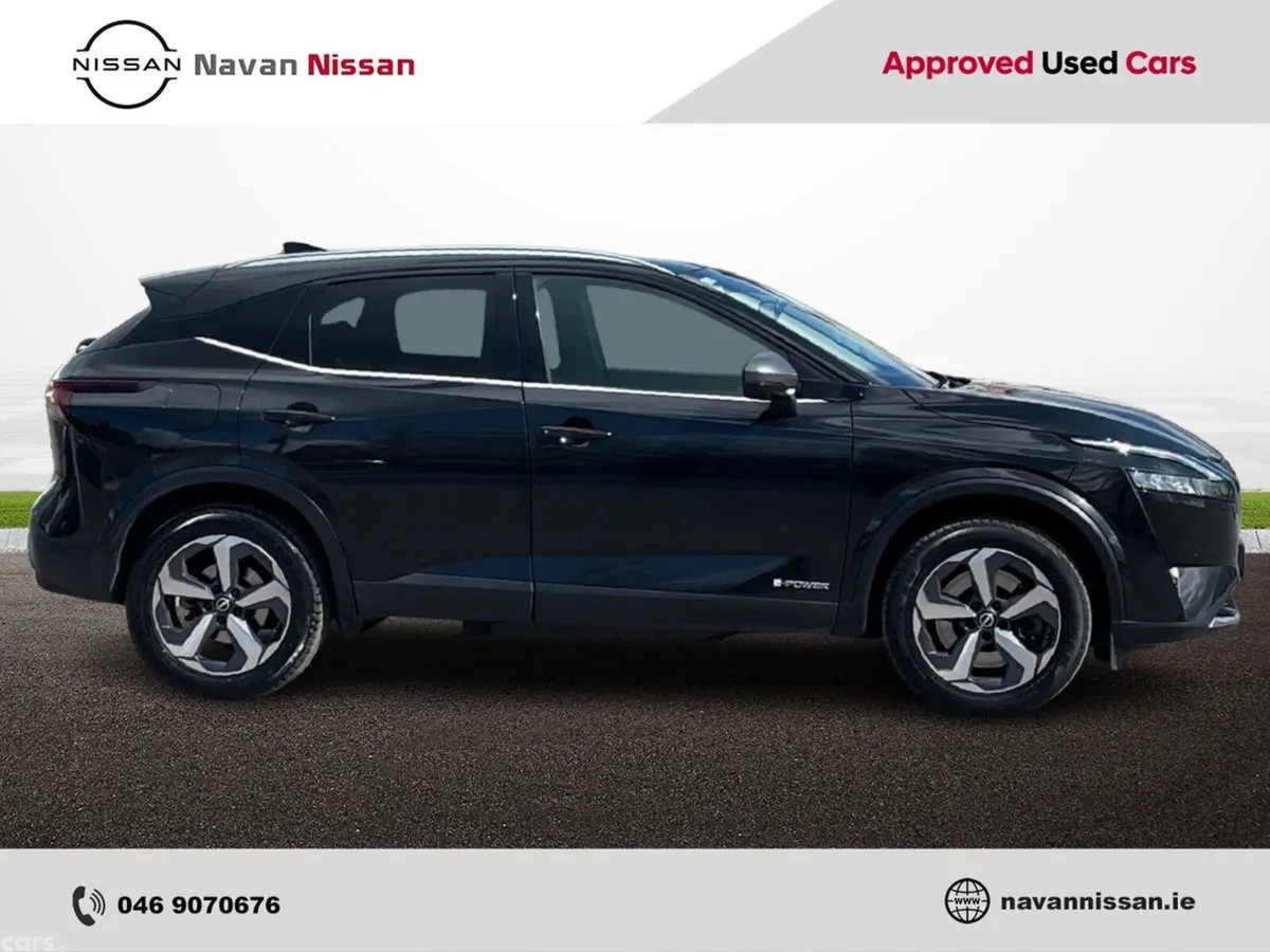Nissan Qashqai MPV, Petrol Hybrid, 2023, Black