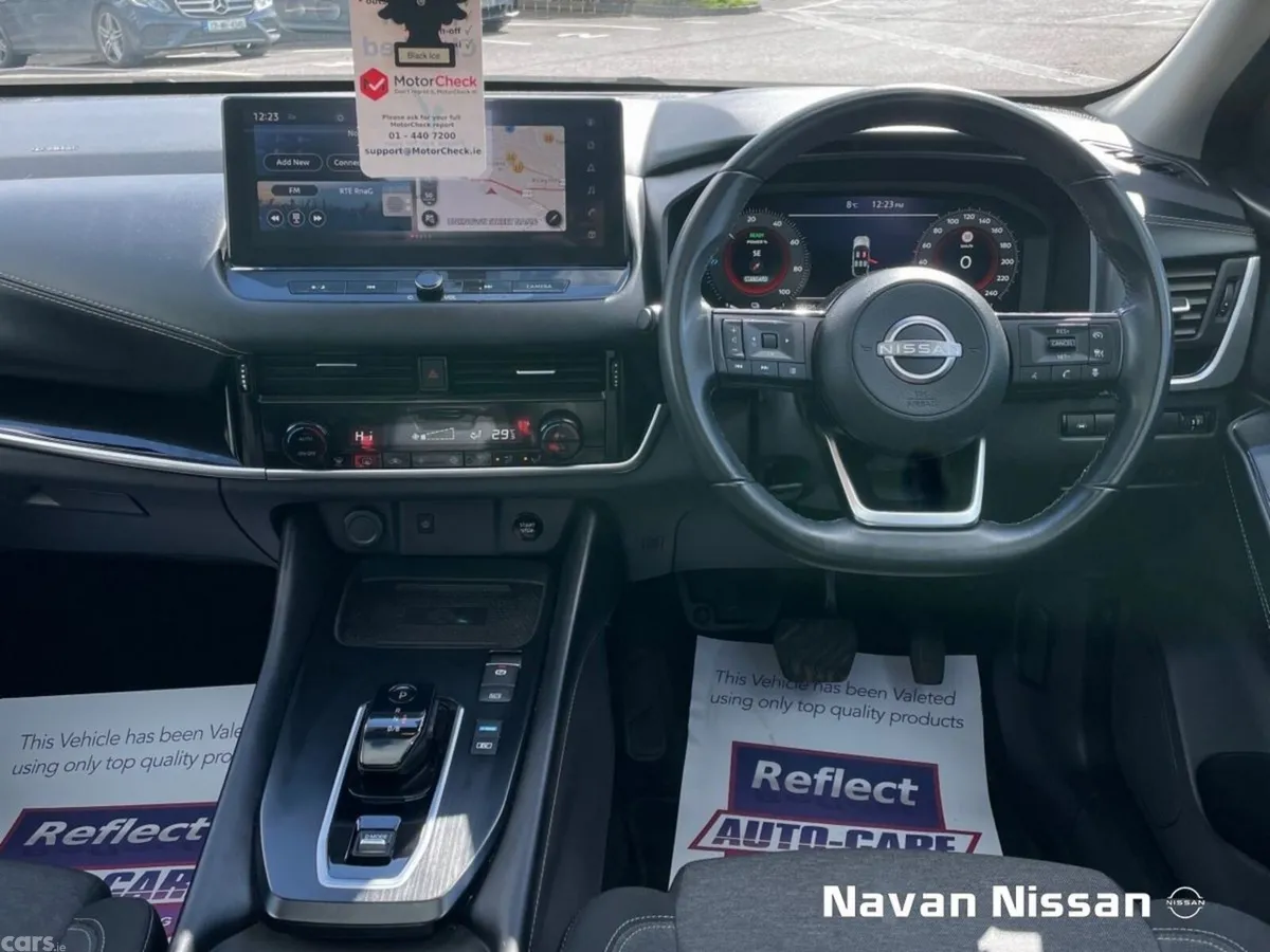 Nissan Qashqai MPV, Petrol Hybrid, 2023, Black