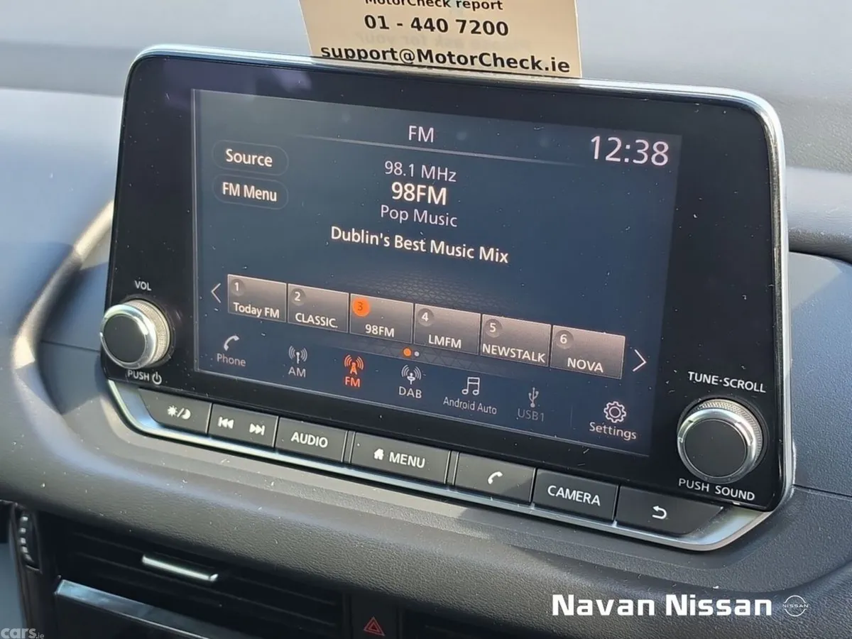 Nissan Qashqai MPV, Petrol Hybrid, 2023, Red
