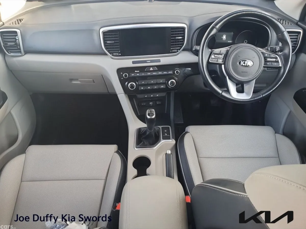 Kia Sportage SUV, Diesel Hybrid, 2021, Grey