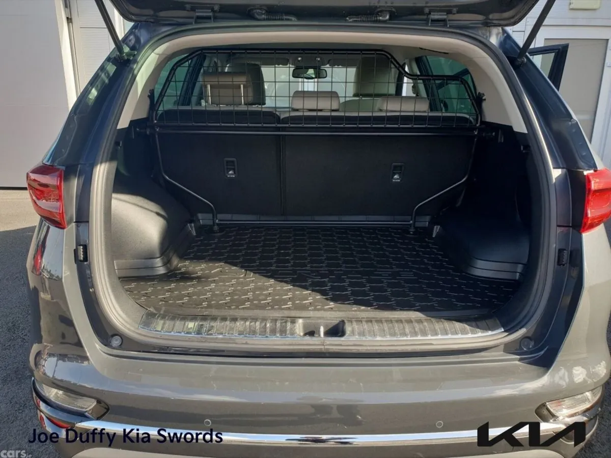 Kia Sportage SUV, Diesel Hybrid, 2021, Grey