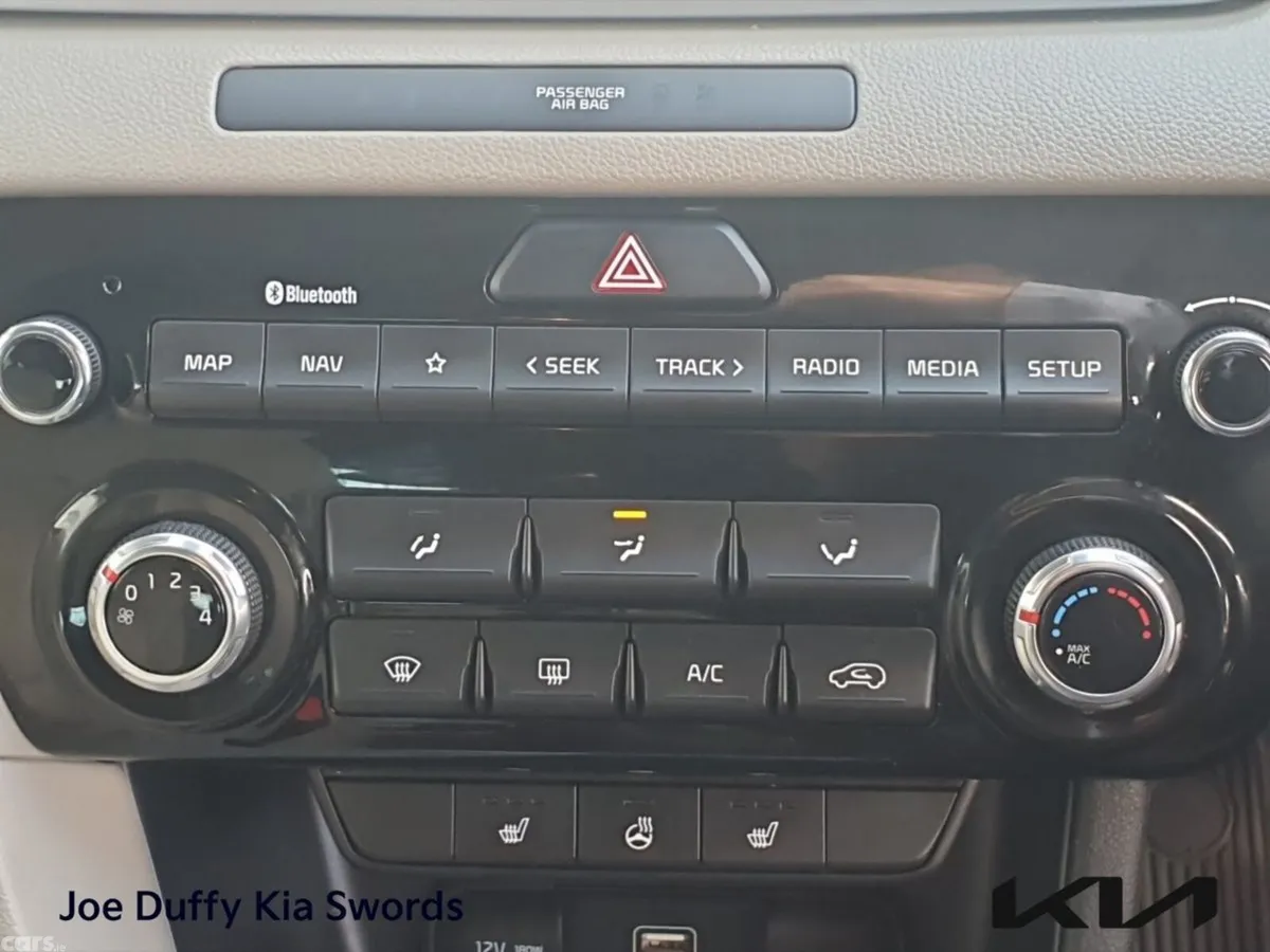 Kia Sportage SUV, Diesel Hybrid, 2021, Grey