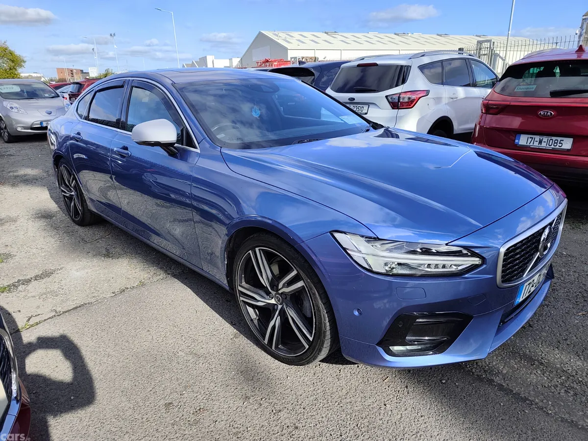 Volvo S90 Saloon, Diesel, 2017, Blue