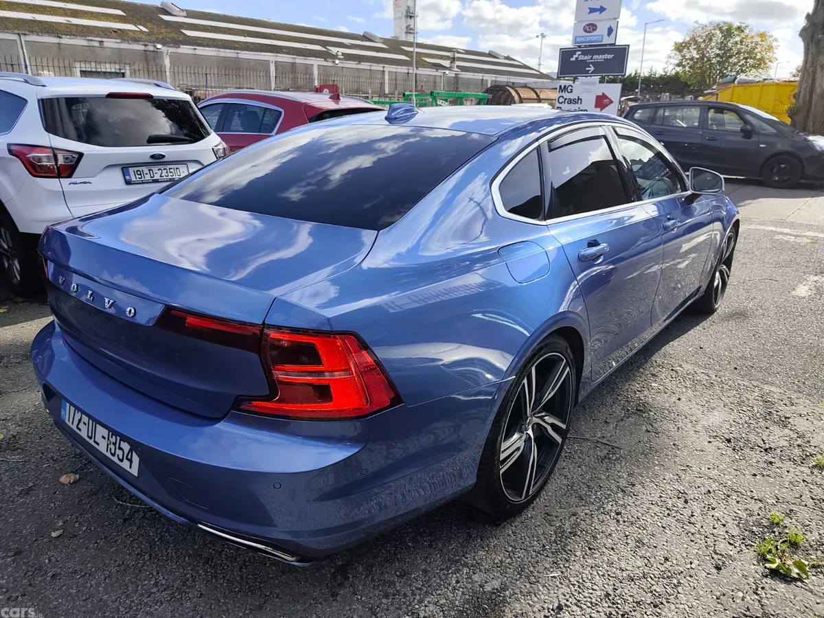 Volvo S90 Saloon, Diesel, 2017, Blue
