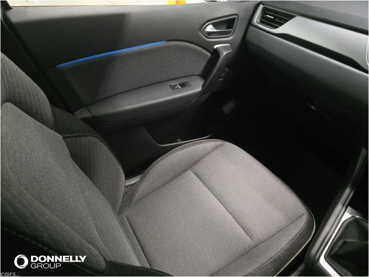 Renault Captur Hatchback, Petrol, 2026, Grey