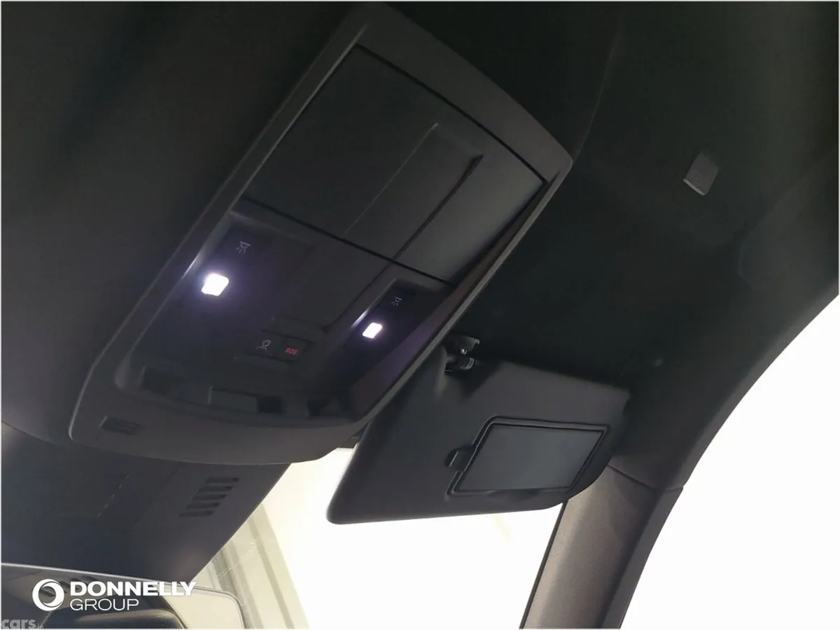 Peugeot 5008 SUV, Electric, 2025, Blue