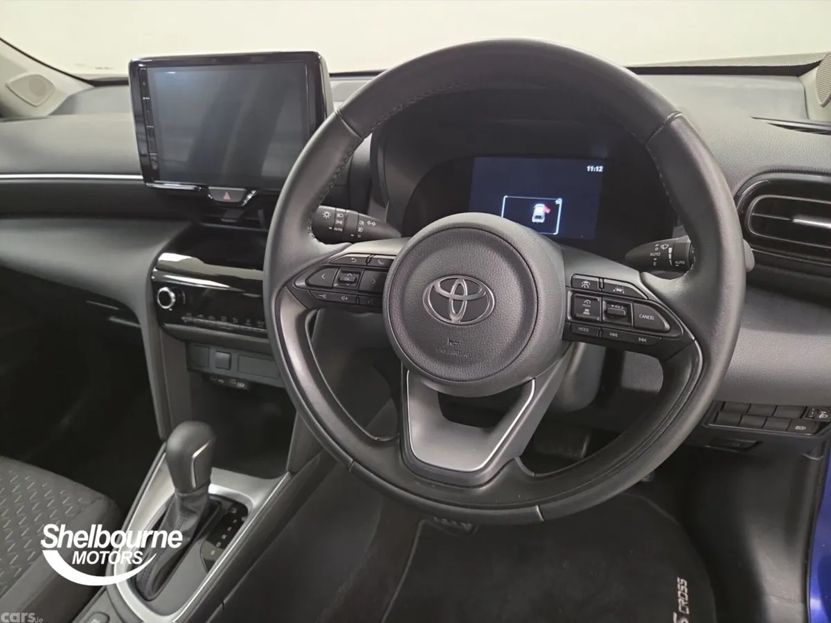 Toyota Yaris Cross Estate, Petrol Hybrid, 2026, Blue