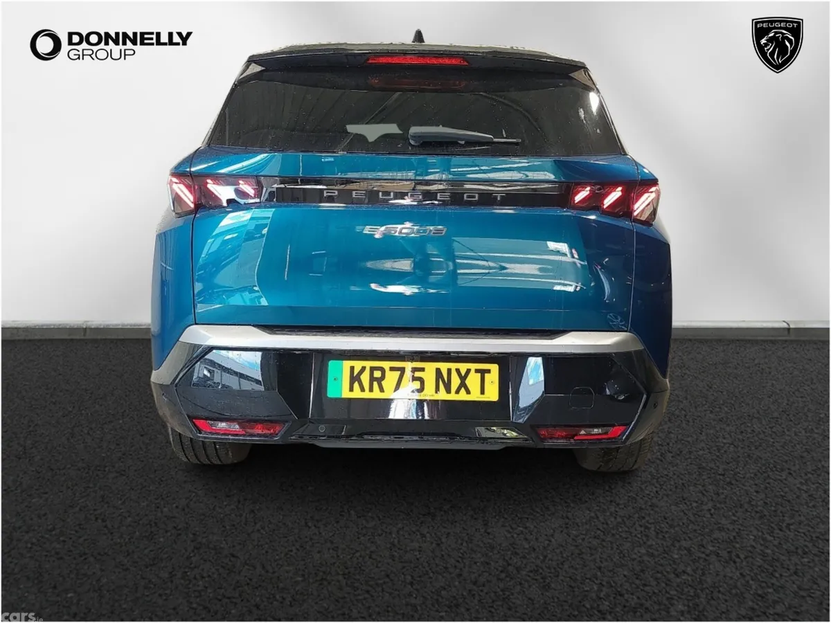 Peugeot 5008 SUV, Electric, 2025, Blue