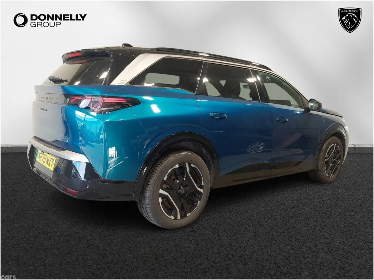 Peugeot 5008 SUV, Electric, 2025, Blue