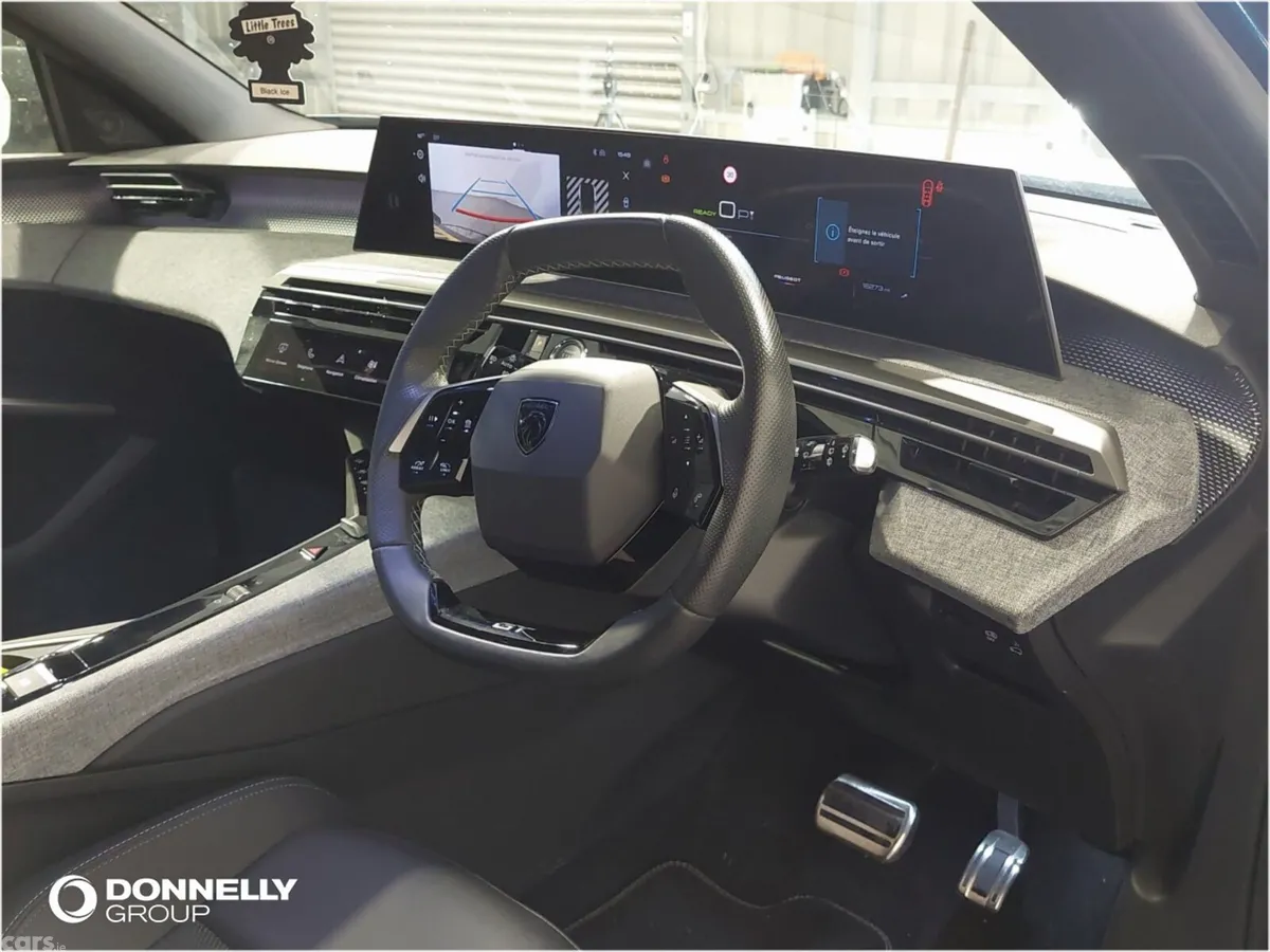 Peugeot 5008 SUV, Electric, 2025, Blue