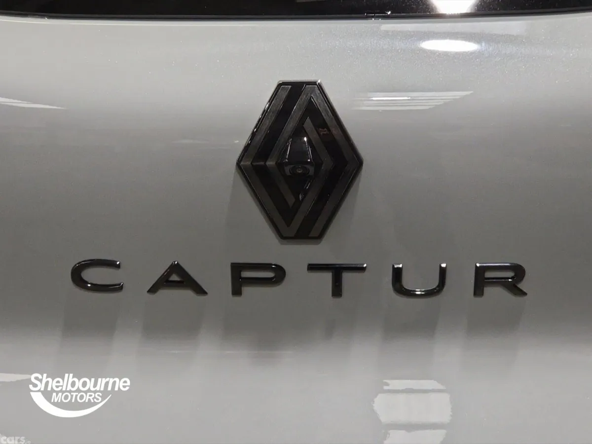 Renault Captur Hatchback, Petrol, 2026, Grey