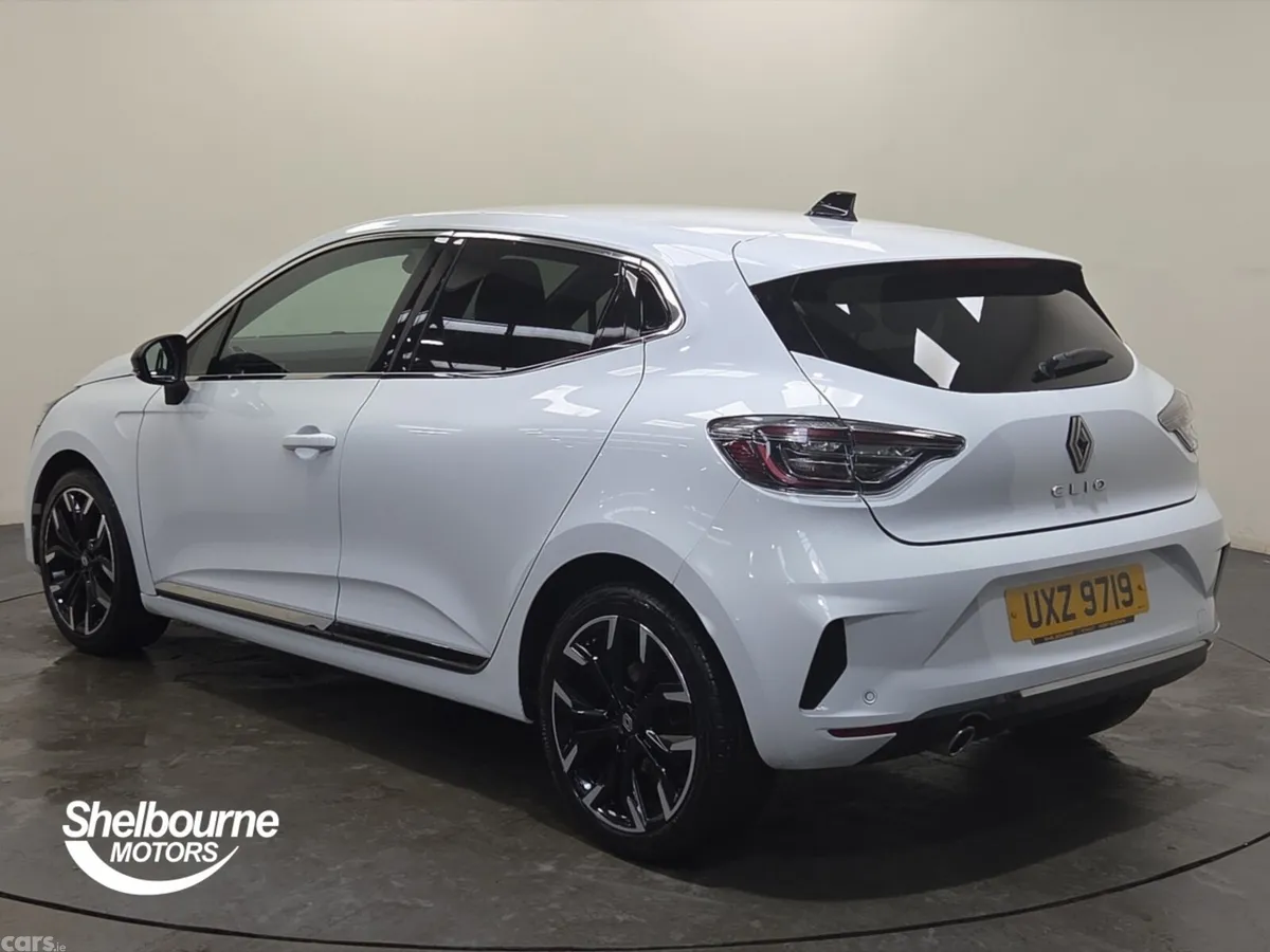 Renault Clio Hatchback, Petrol, 2025, White