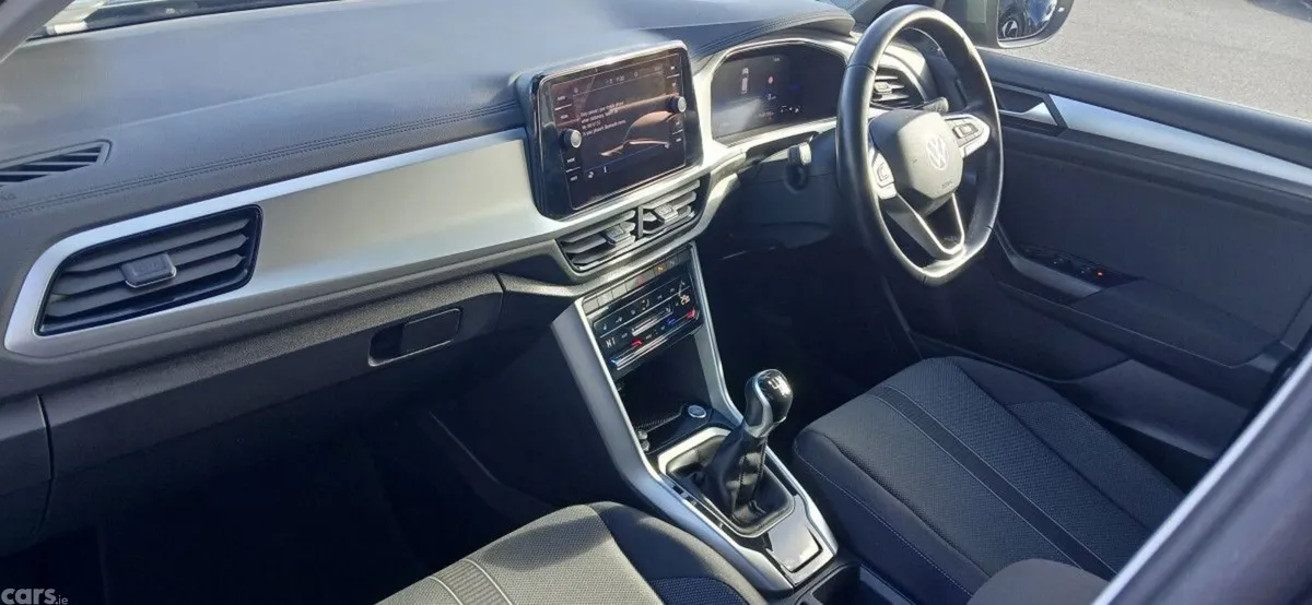Volkswagen T-Roc SUV, Petrol, 2024, Grey