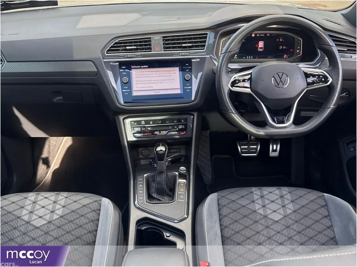 Volkswagen Tiguan SUV, Petrol Plug-in Hybrid, 2024, Silver