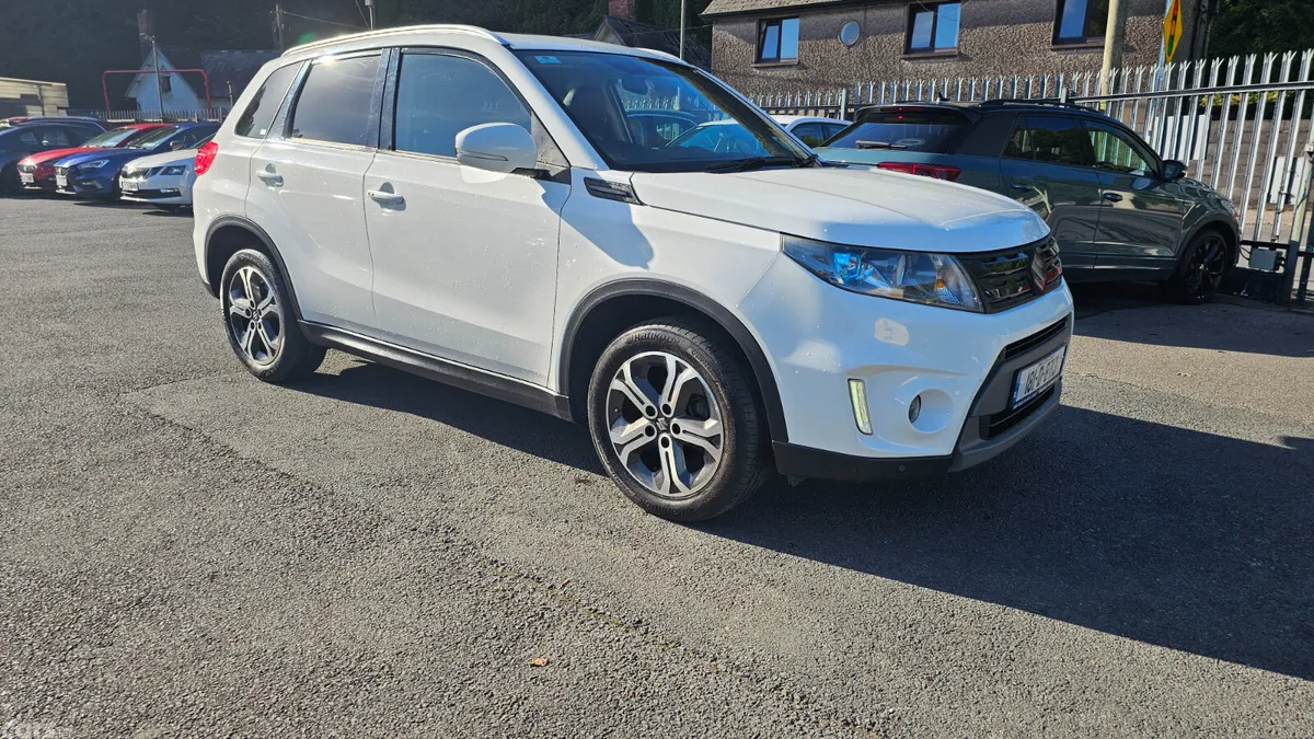 Suzuki Vitara SUV, Petrol, 2018, White