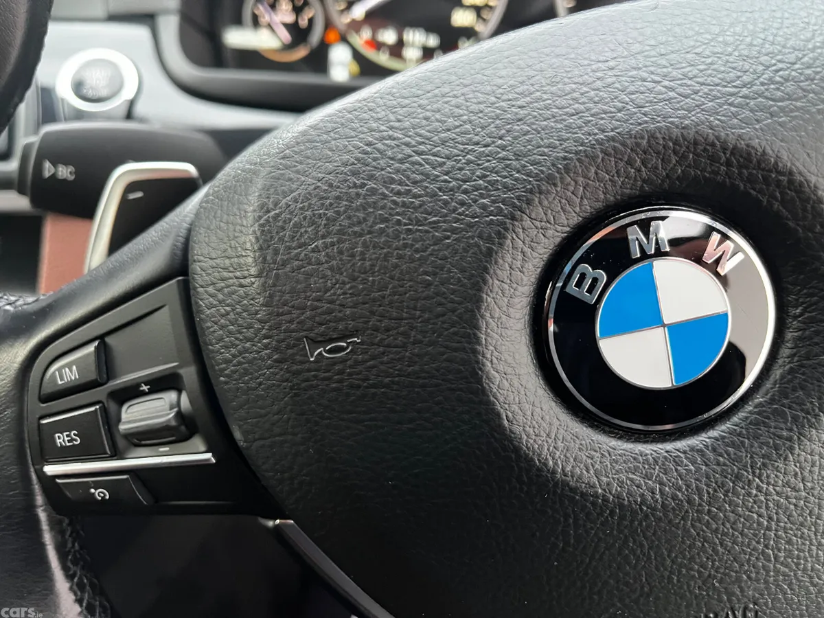 BMW 5-Series Saloon, Diesel, 2014, Blue