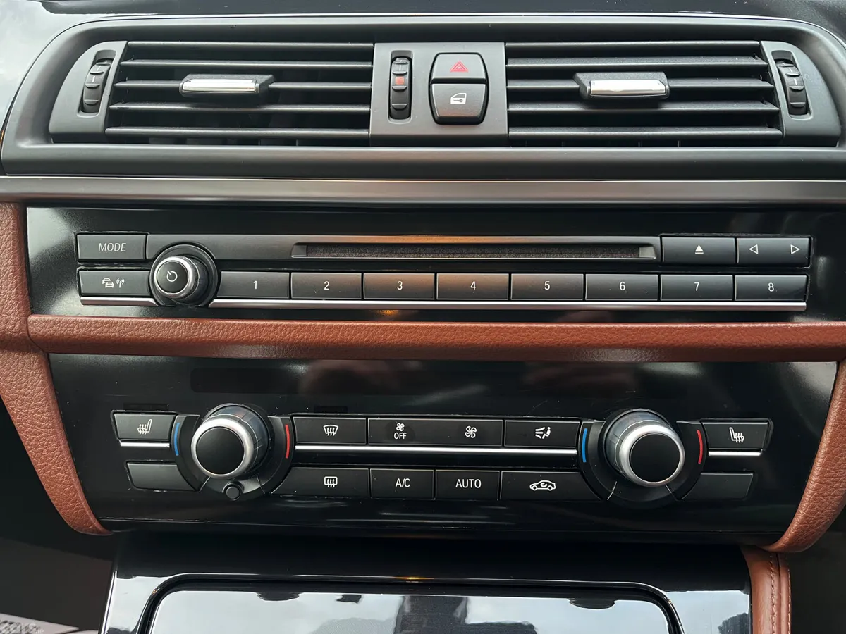 BMW 5-Series Saloon, Diesel, 2014, Blue