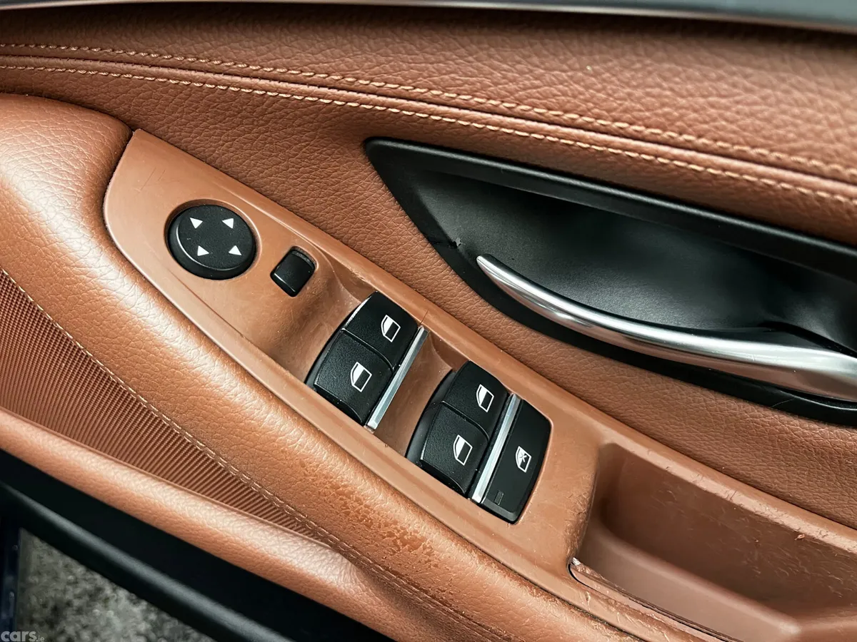 BMW 5-Series Saloon, Diesel, 2014, Blue