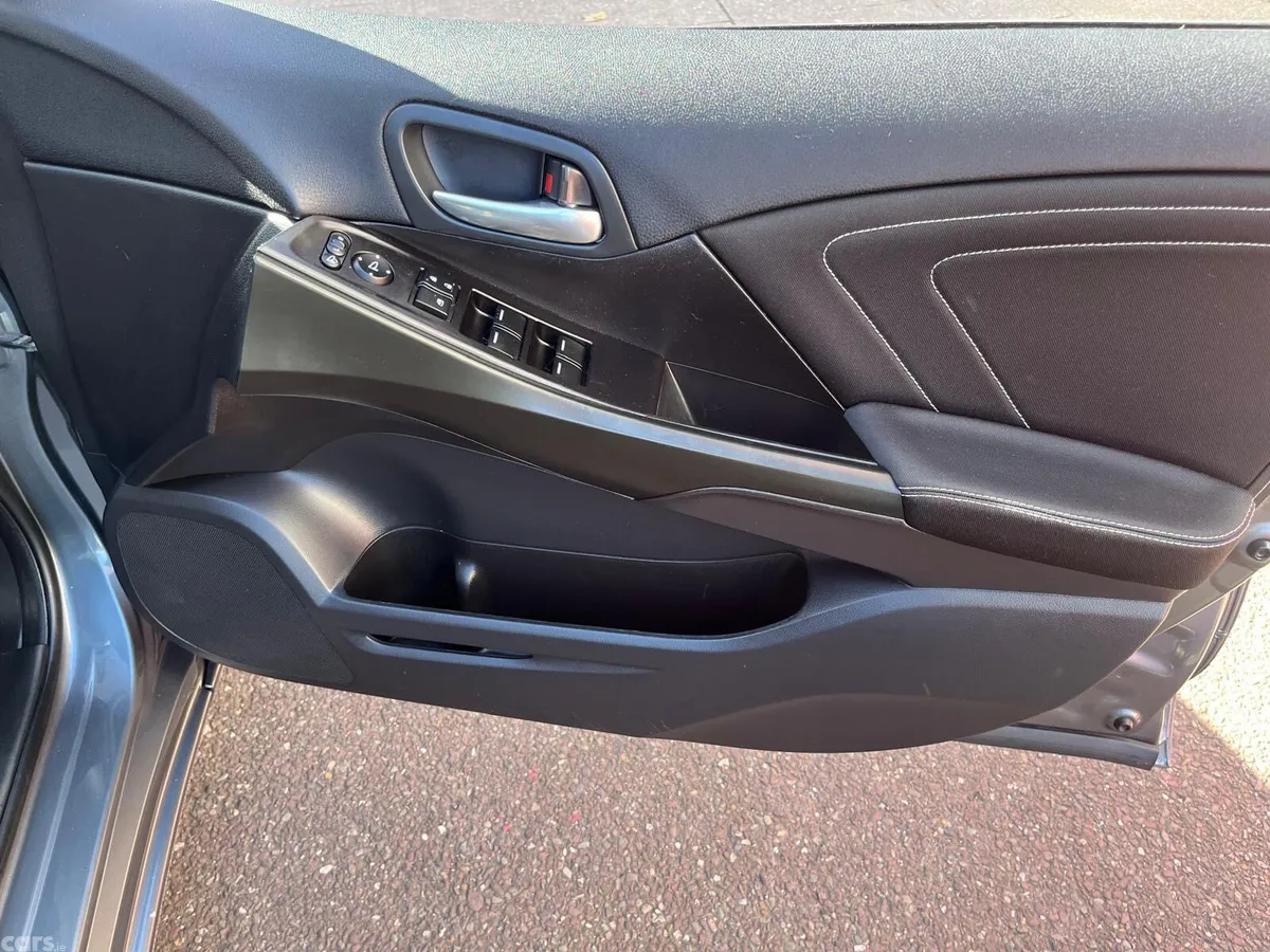 Honda Civic Hatchback, Diesel, 2016, Grey