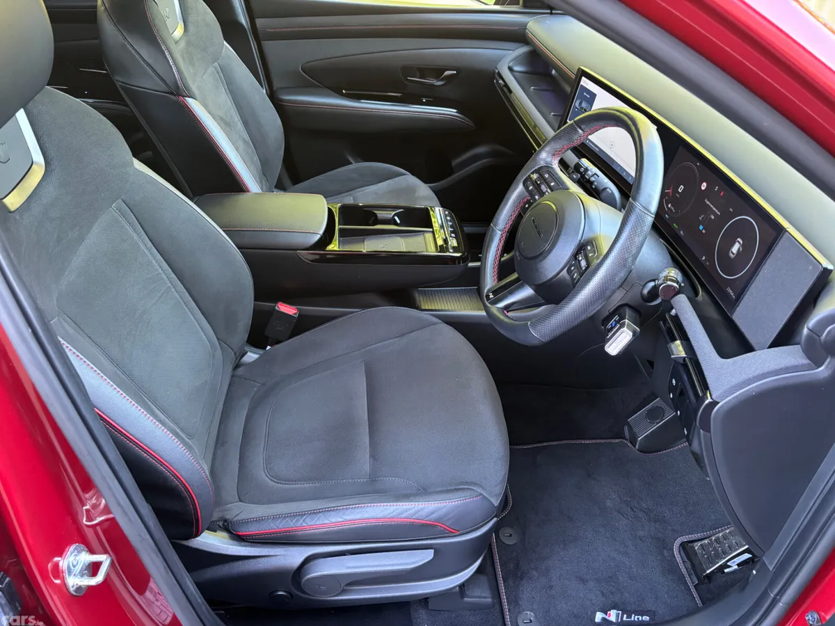 Hyundai Tucson SUV, Petrol Plug-in Hybrid, 2025, Red