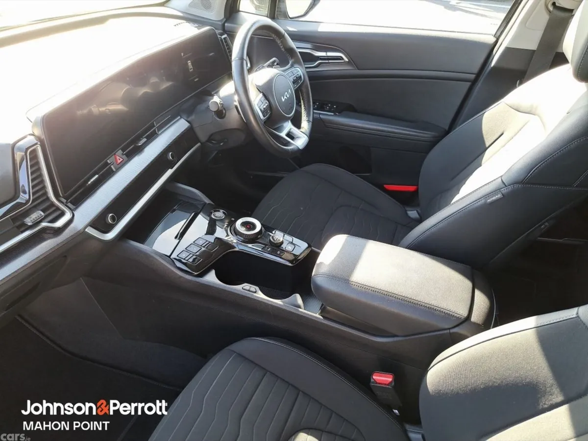 Kia Sportage SUV, Petrol Plug-in Hybrid, 2023, Black