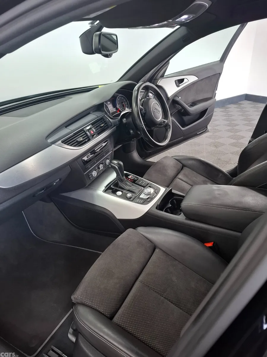 Audi A6 Saloon, Diesel, 2017, Black