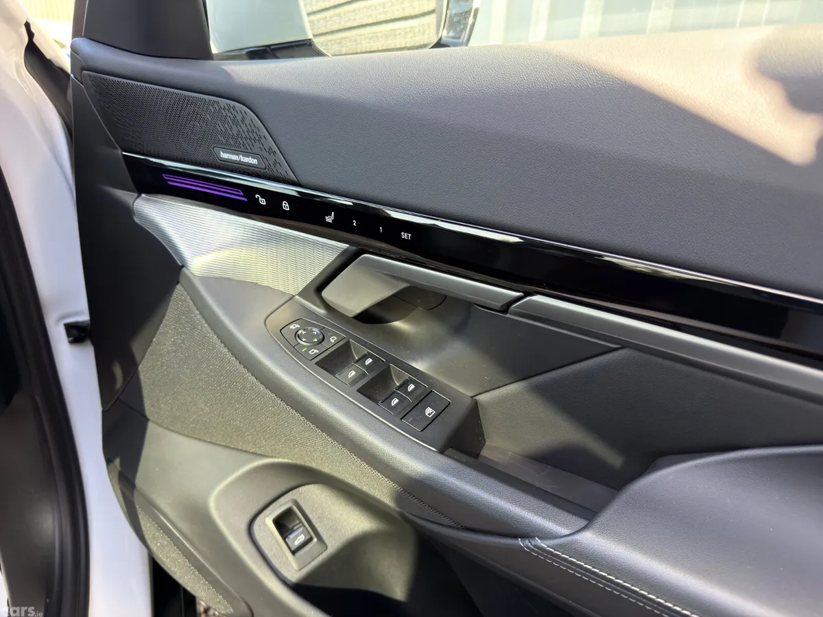 BMW 5-Series Saloon, Petrol Hybrid, 2024, White