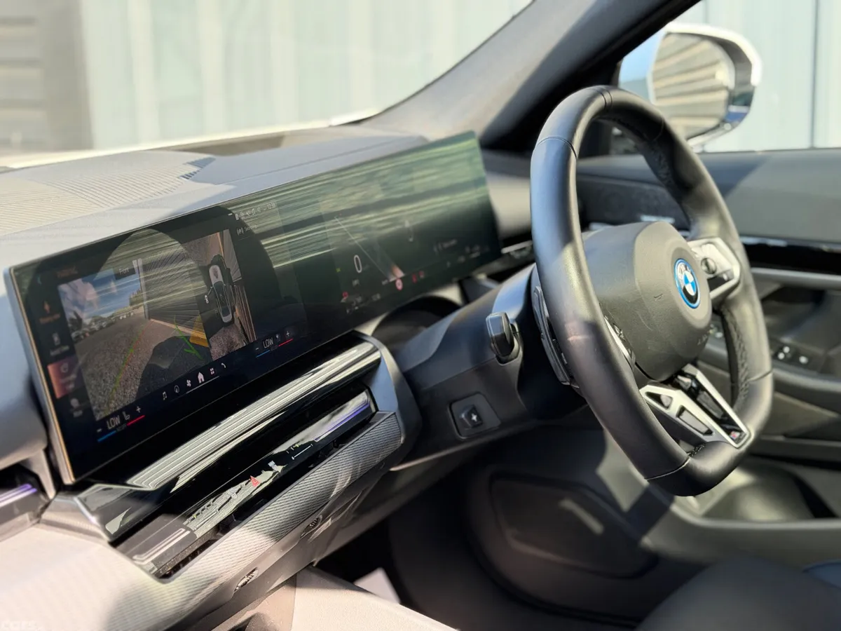 BMW 5-Series Saloon, Petrol Hybrid, 2024, White
