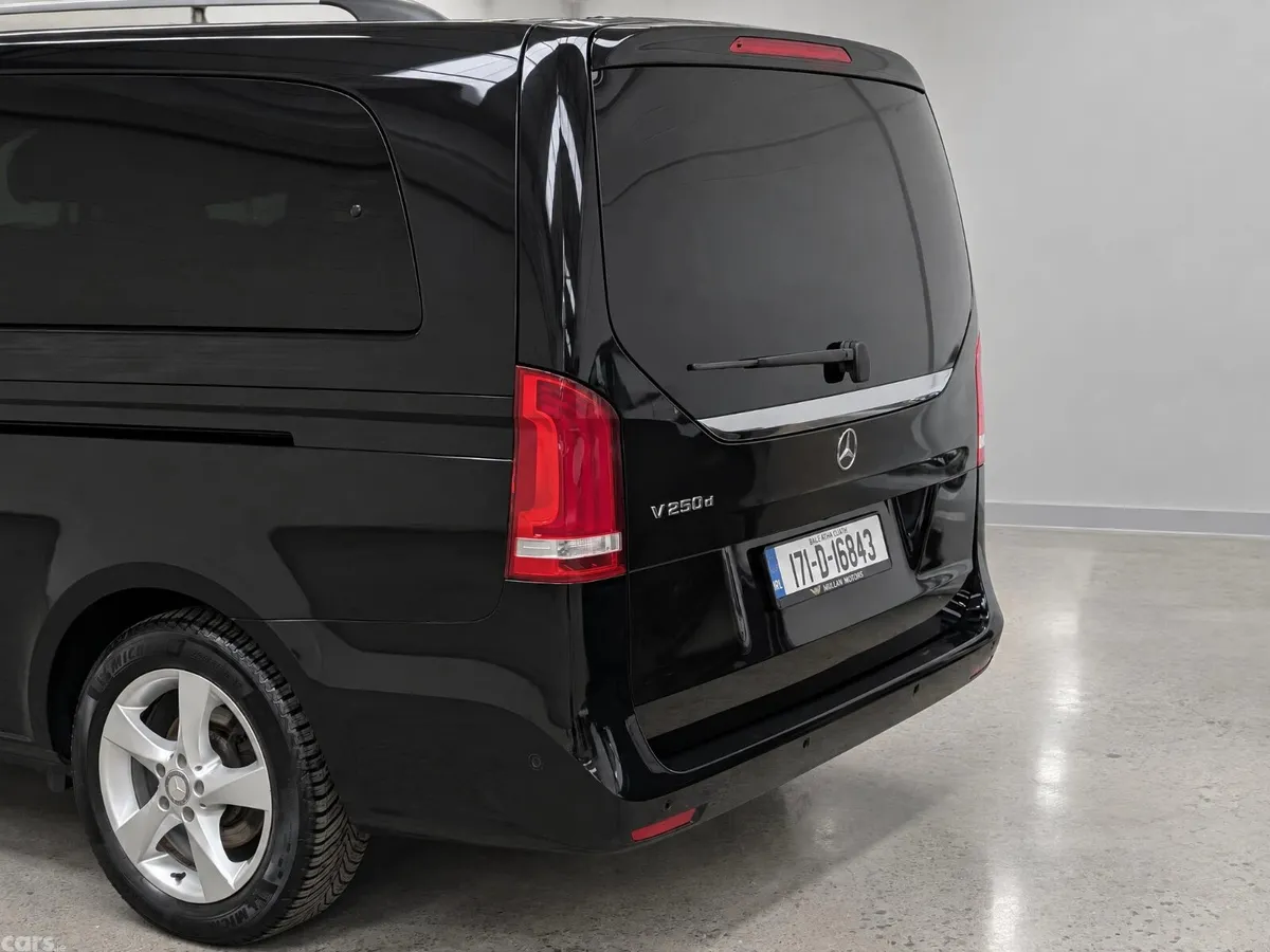 Mercedes-Benz V-Class MPV, Diesel, 2017, Black