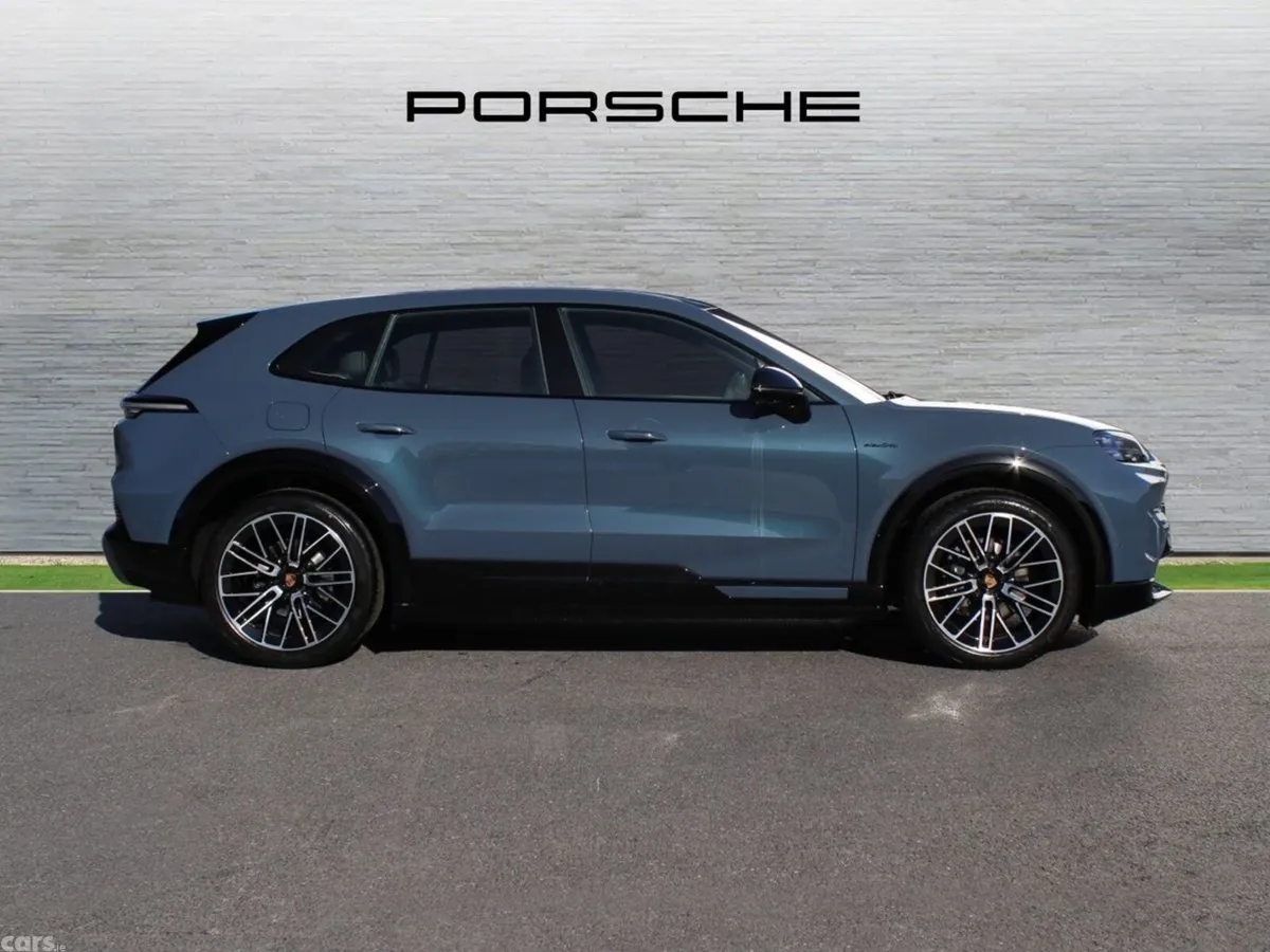 Porsche Cayenne SUV, Electric, 2026, Blue