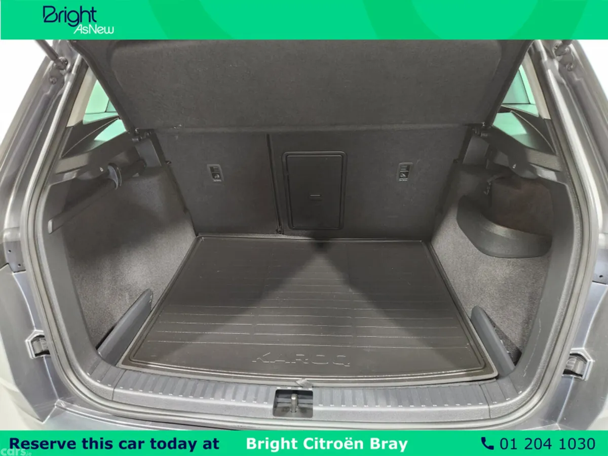 Skoda Karoq SUV, Petrol, 2023, Grey