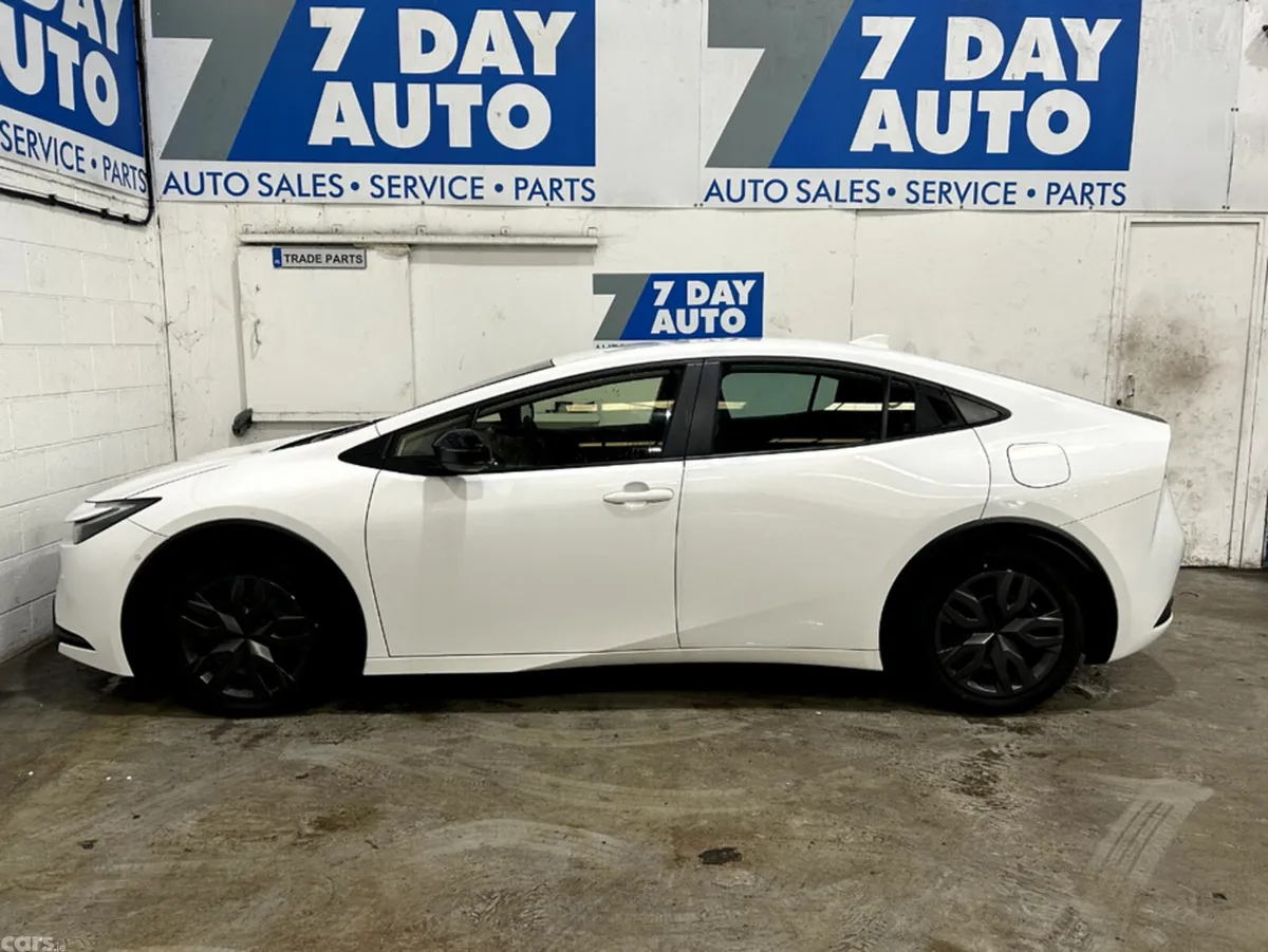 Toyota Prius Hatchback, Petrol Hybrid, 2025, White