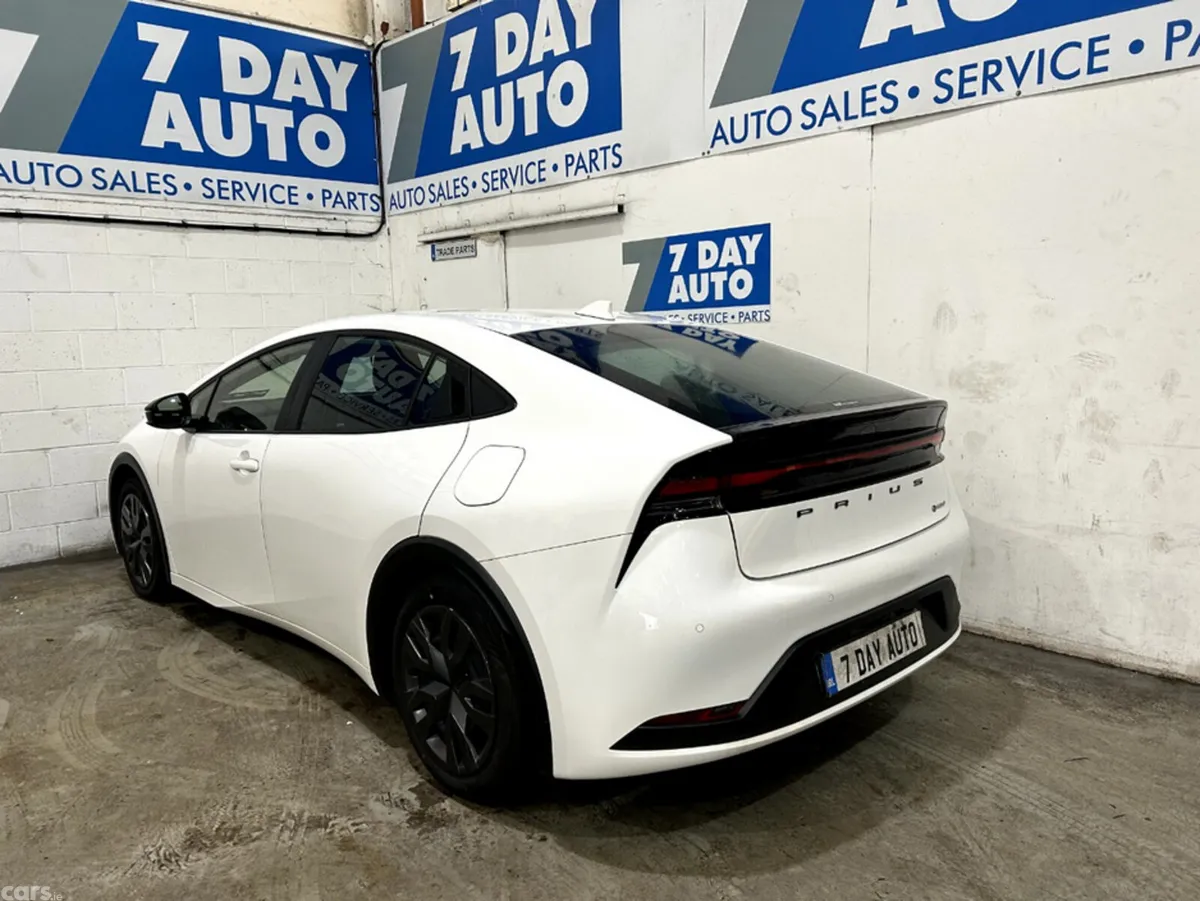 Toyota Prius Hatchback, Petrol Hybrid, 2025, White