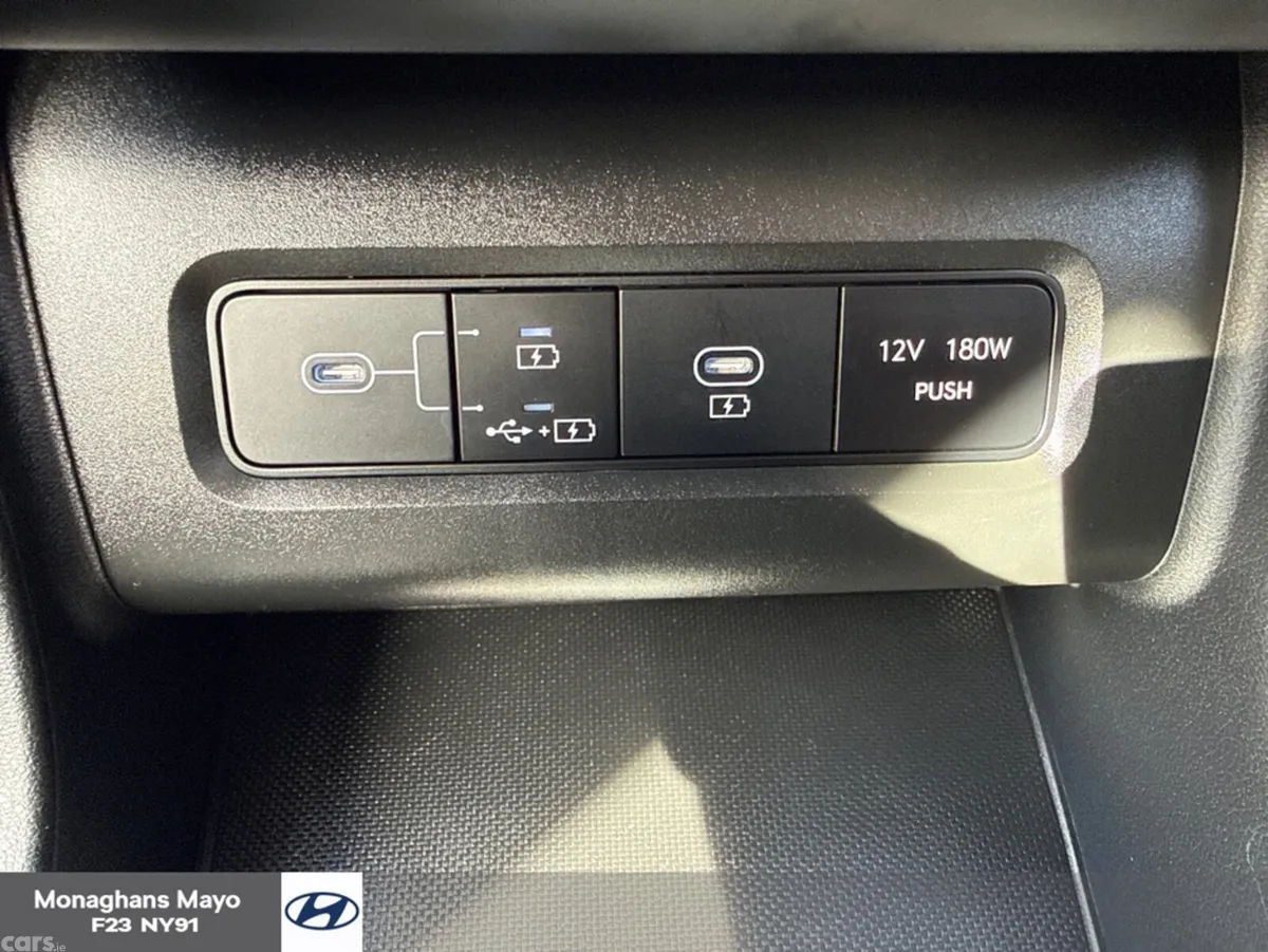 Hyundai Tucson MPV, Petrol Plug-in Hybrid, 2026, White