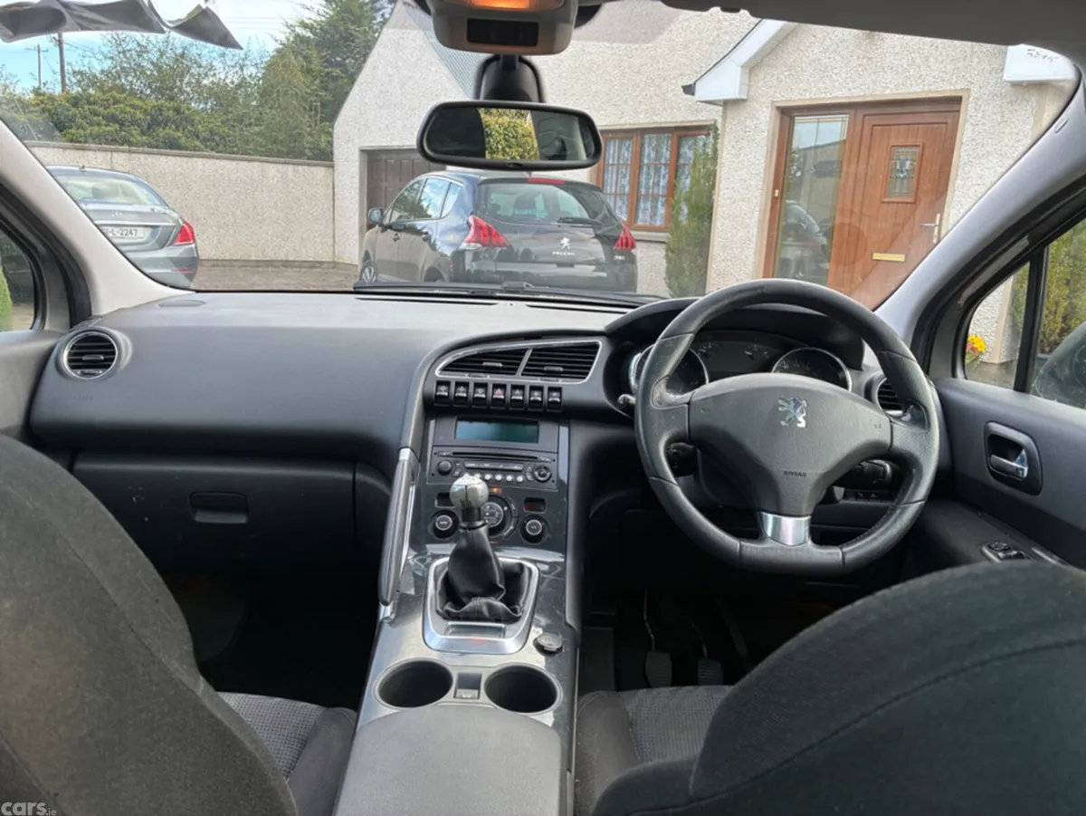 Peugeot 3008 MPV, Diesel, 2011, Grey