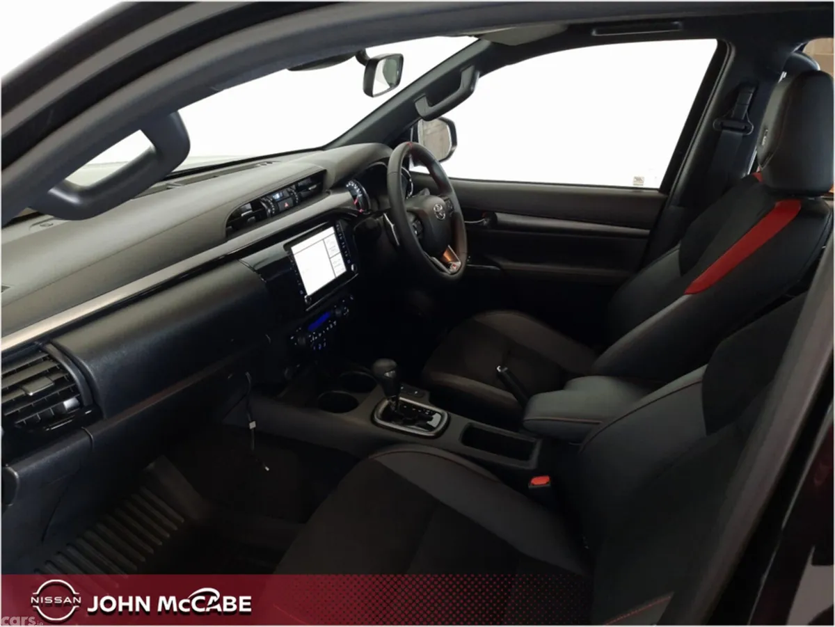 Toyota Hilux Pick Up, Diesel, 2024, Black