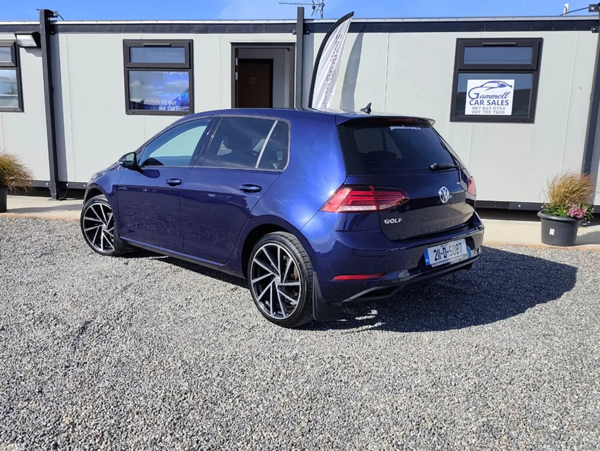 Volkswagen Golf Hatchback, Petrol, 2021, Blue