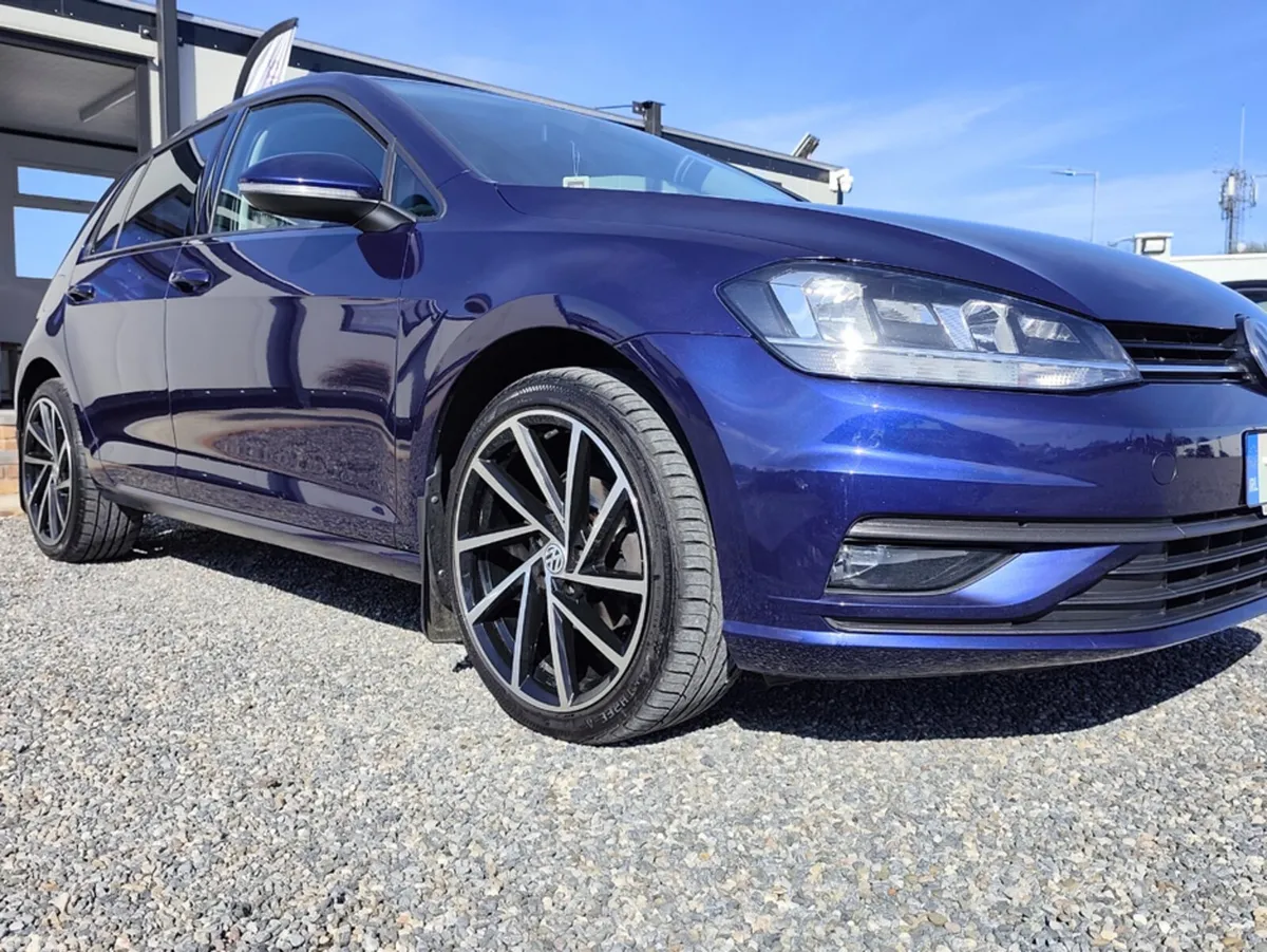Volkswagen Golf Hatchback, Petrol, 2021, Blue