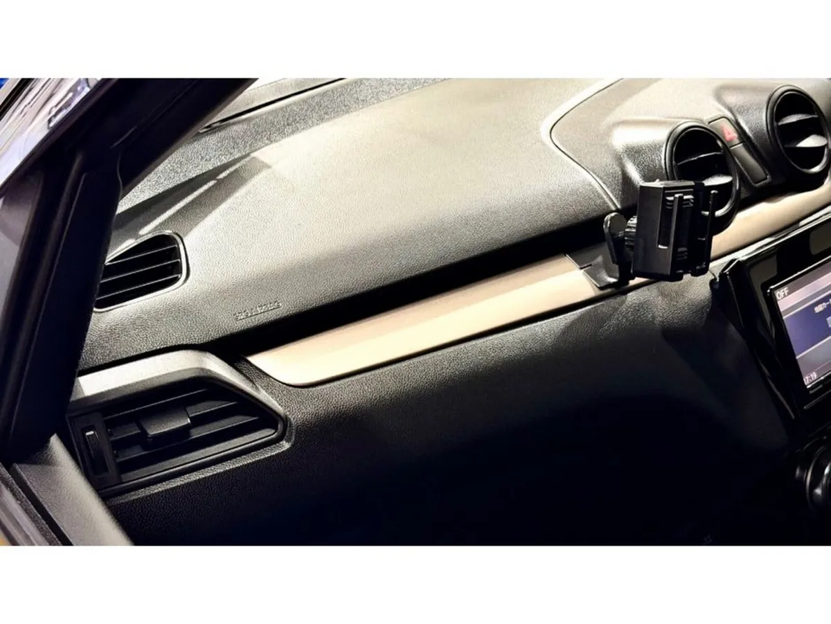 Suzuki Swift Hatchback, Petrol, 2019, Blue
