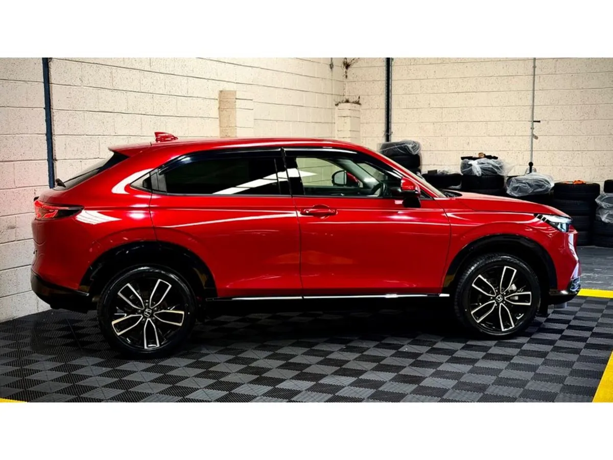 Honda Vezel SUV, Petrol Hybrid, 2022, Red