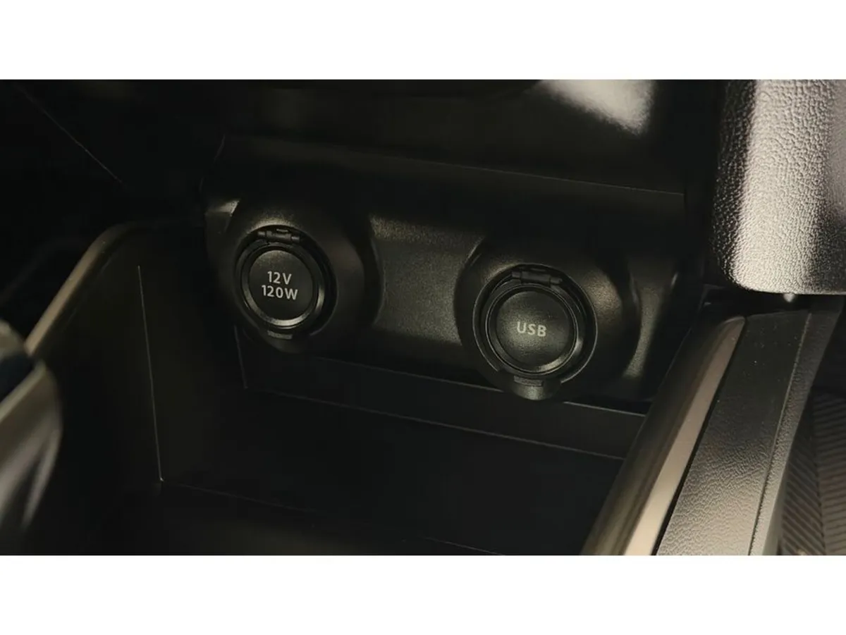 Suzuki Swift Hatchback, Petrol, 2019, Blue