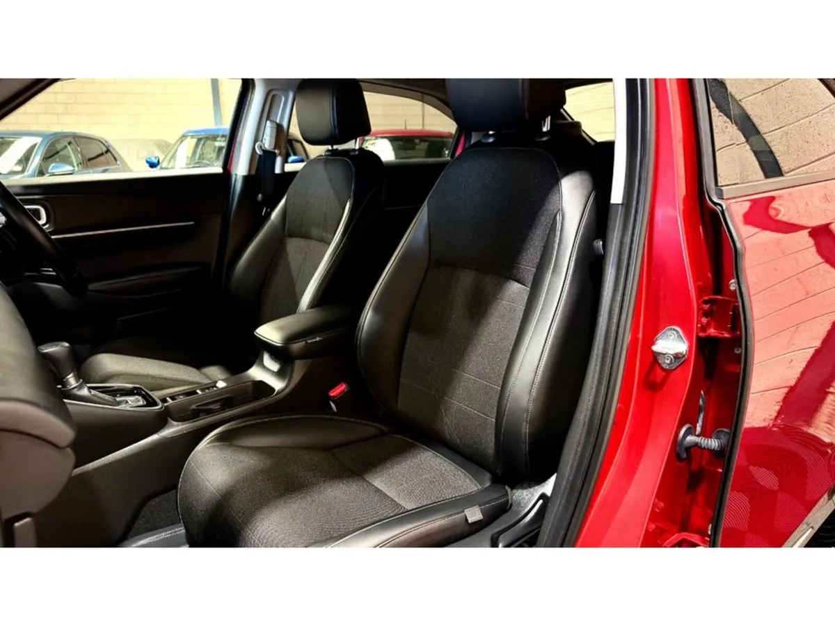 Honda Vezel SUV, Petrol Hybrid, 2022, Red