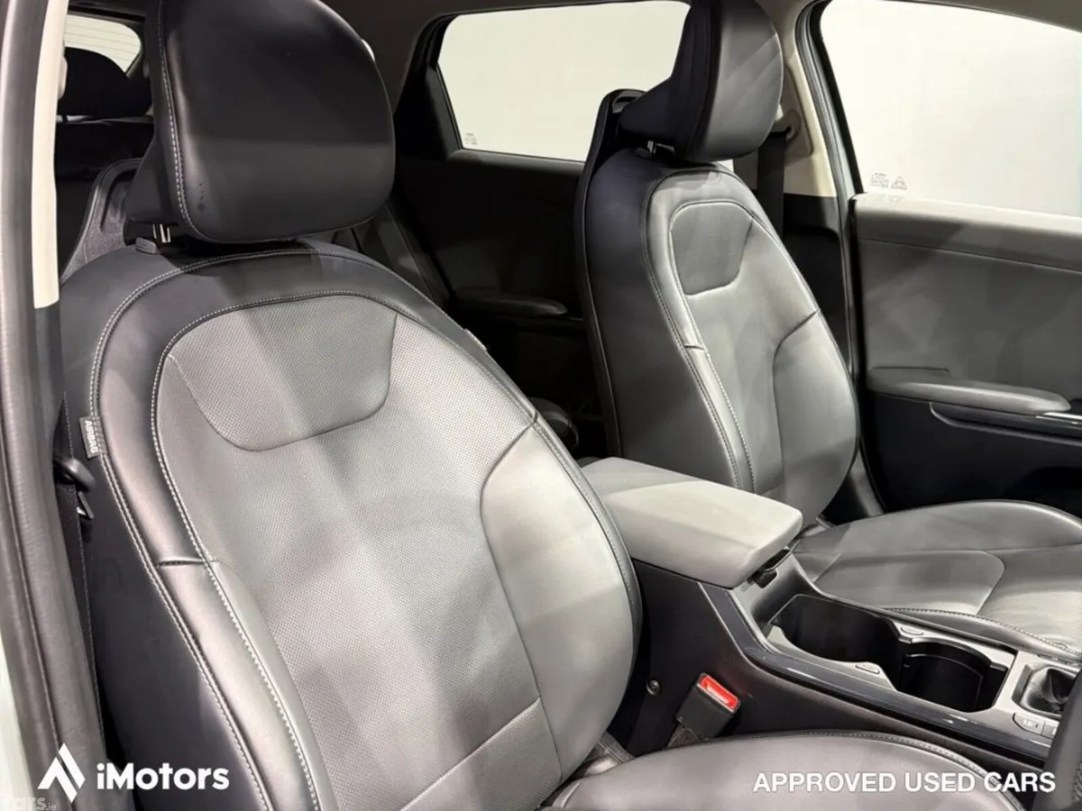 Kia K4 Hatchback, Petrol Hybrid, 2026, Green