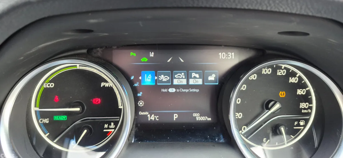 Toyota Camry Saloon, Petrol Hybrid, 2019, Brown