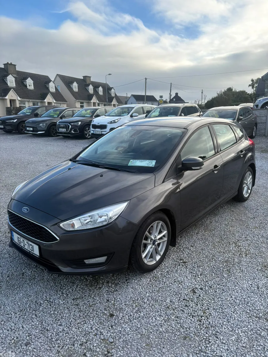 Ford Focus Hatchback, Diesel, 2016, Grey