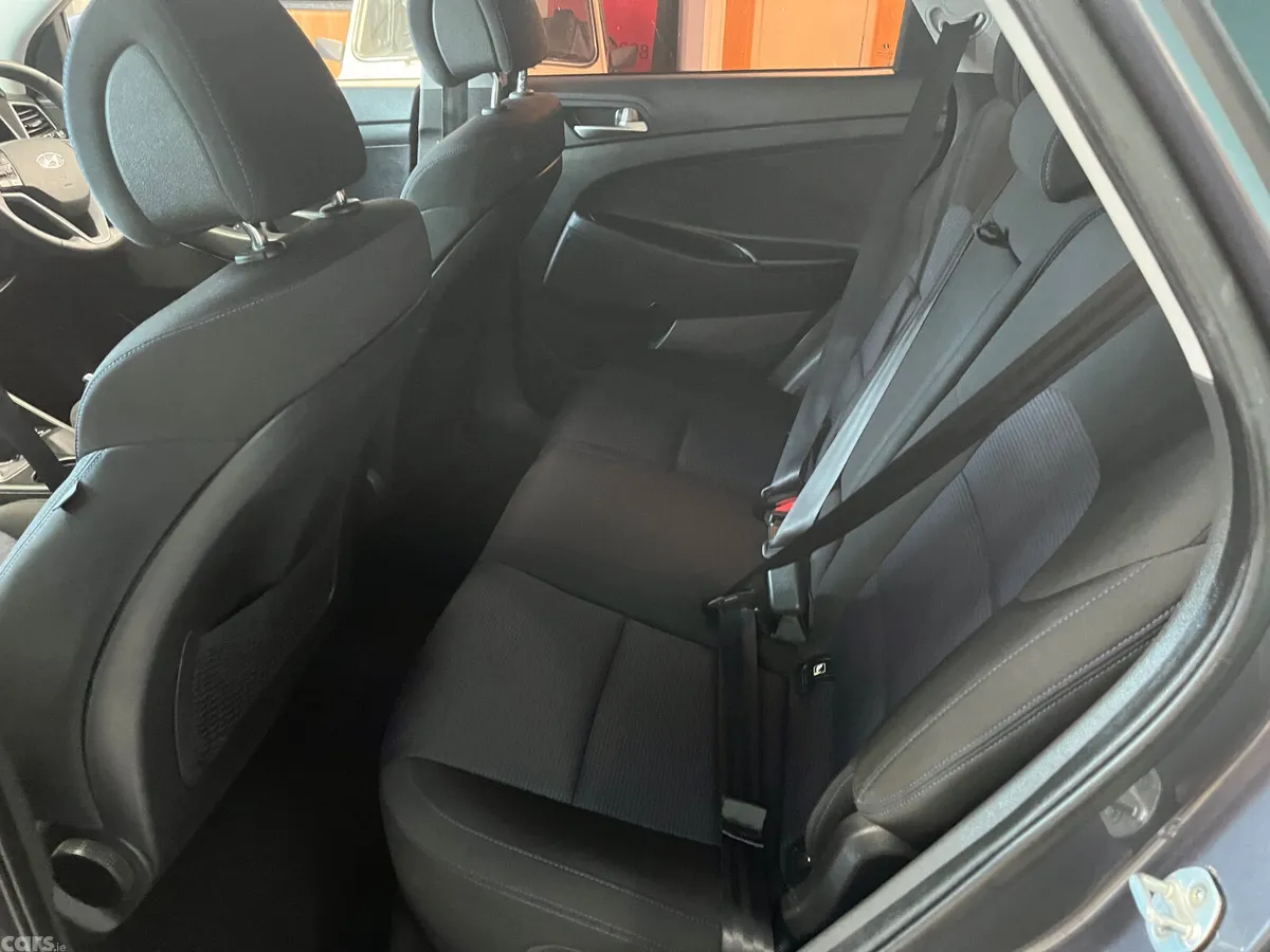 Hyundai Tucson SUV, Diesel, 2015, Grey